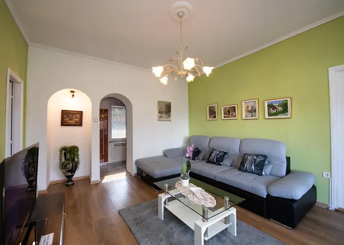 Minka Апартаменти *